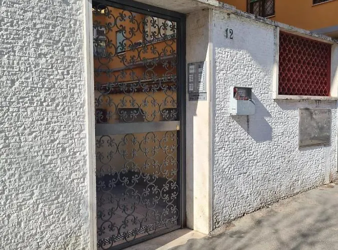 Domus Lidia - Non Fumatori * Ρώμη